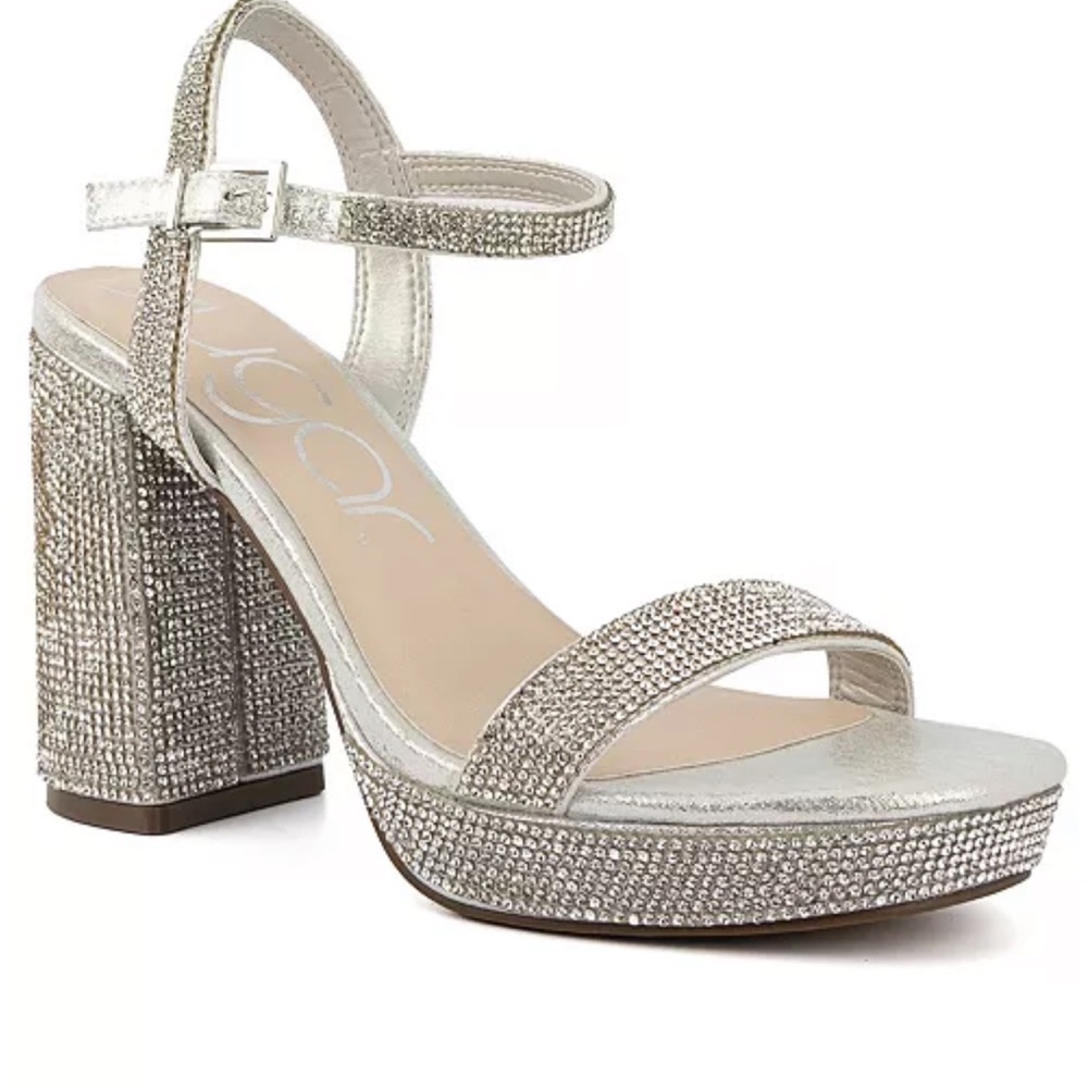 WOMEN’S VALLENTINA EMBELLISHED DRESS SANDAL SIZE 7.5